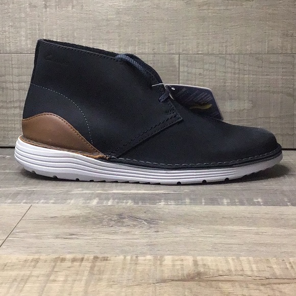 Clarks - Brahnz Mid Navy Nubuck - Picture 2 of 6